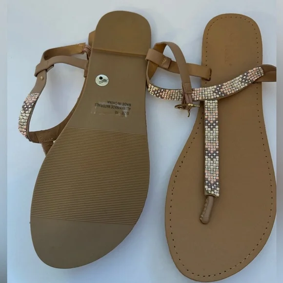 Sandals - Picture 2 of 4